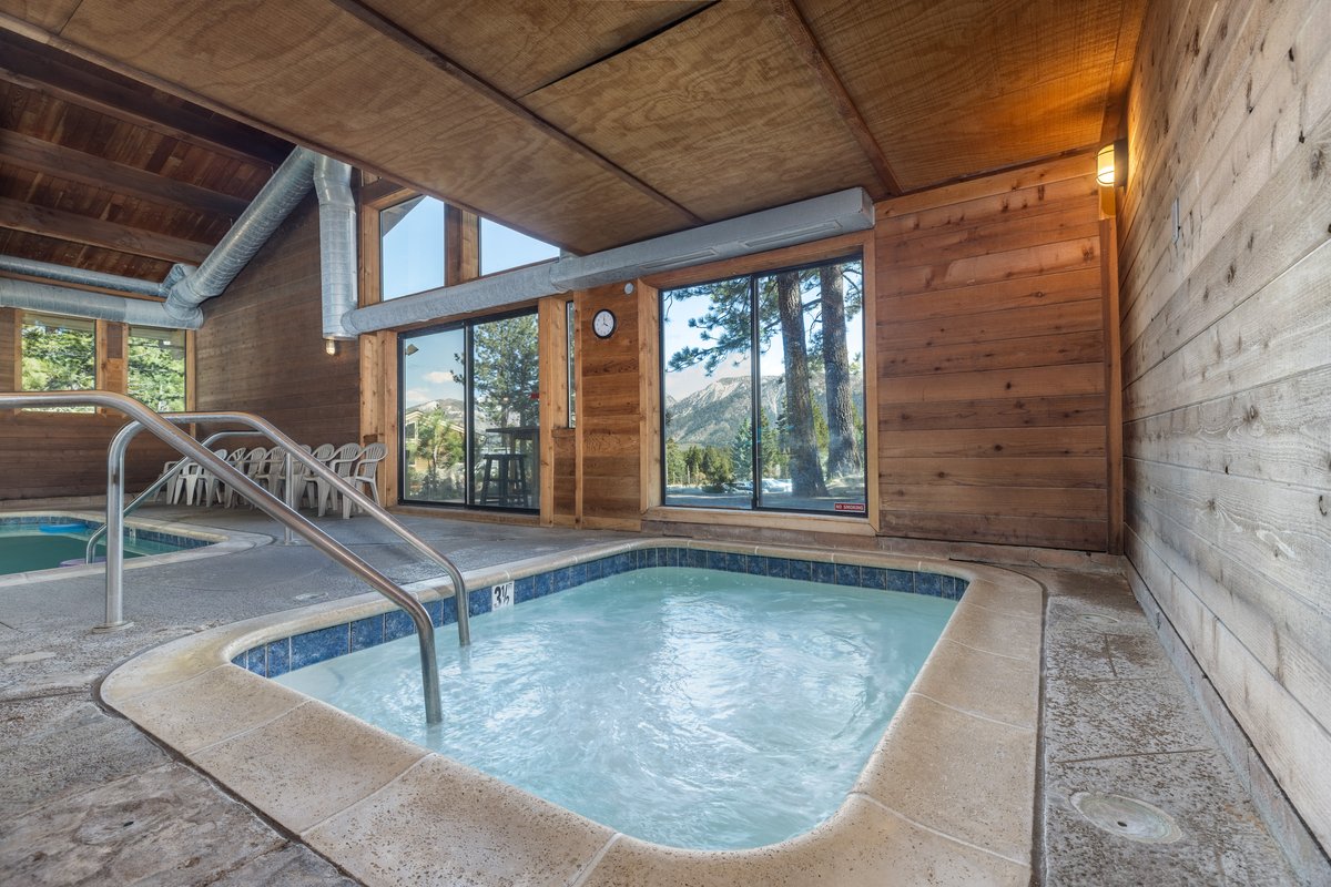 Indoor hot tub